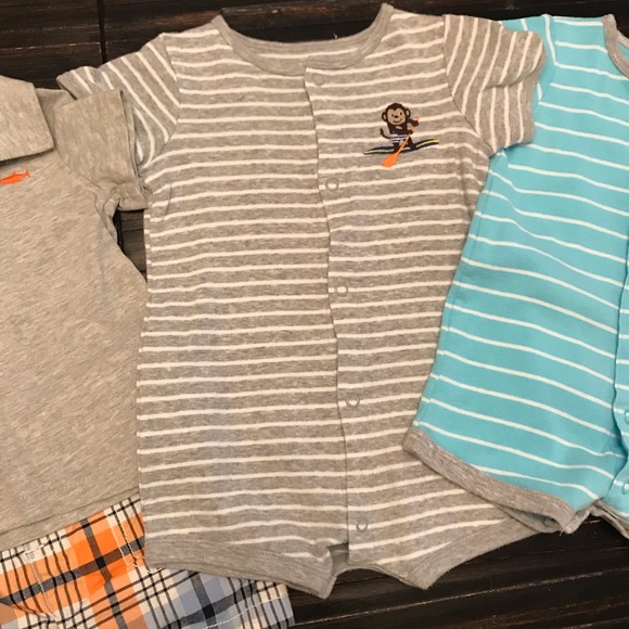Baby Boy 9 month summer bundle - Picture 4 of 6